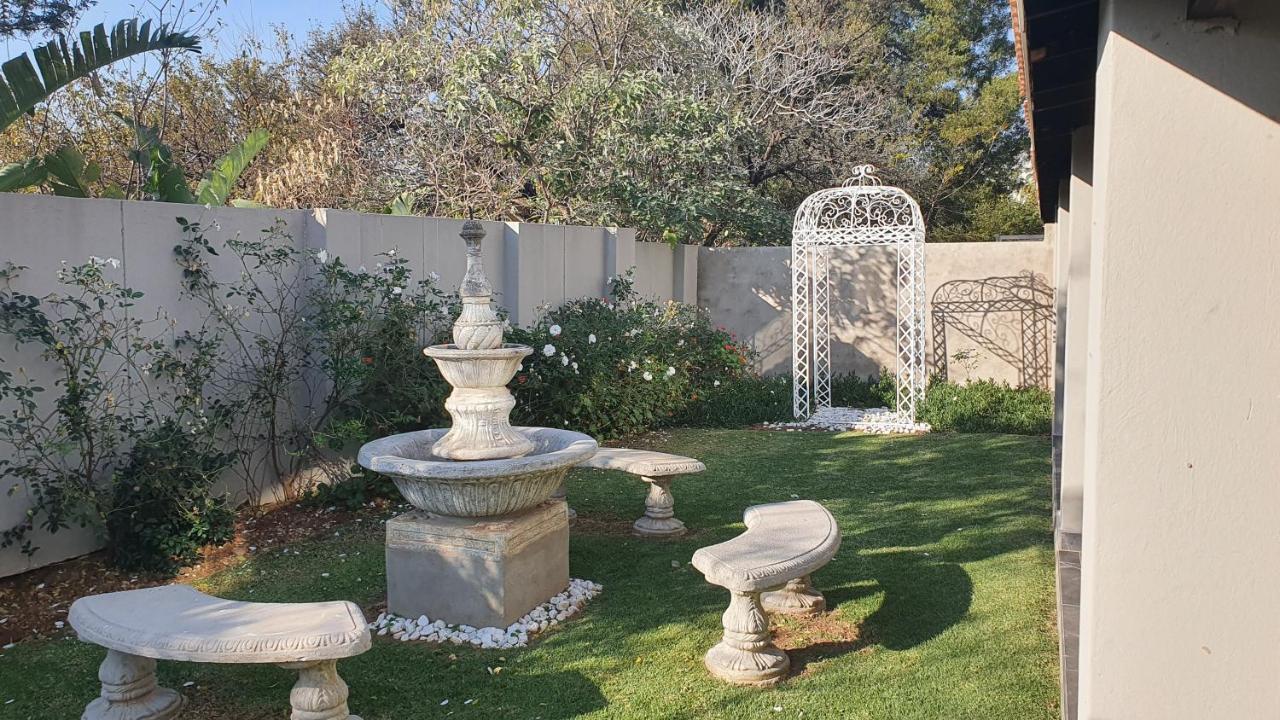 Hotel Olympus Manor Pretoria-Noord Exterior foto